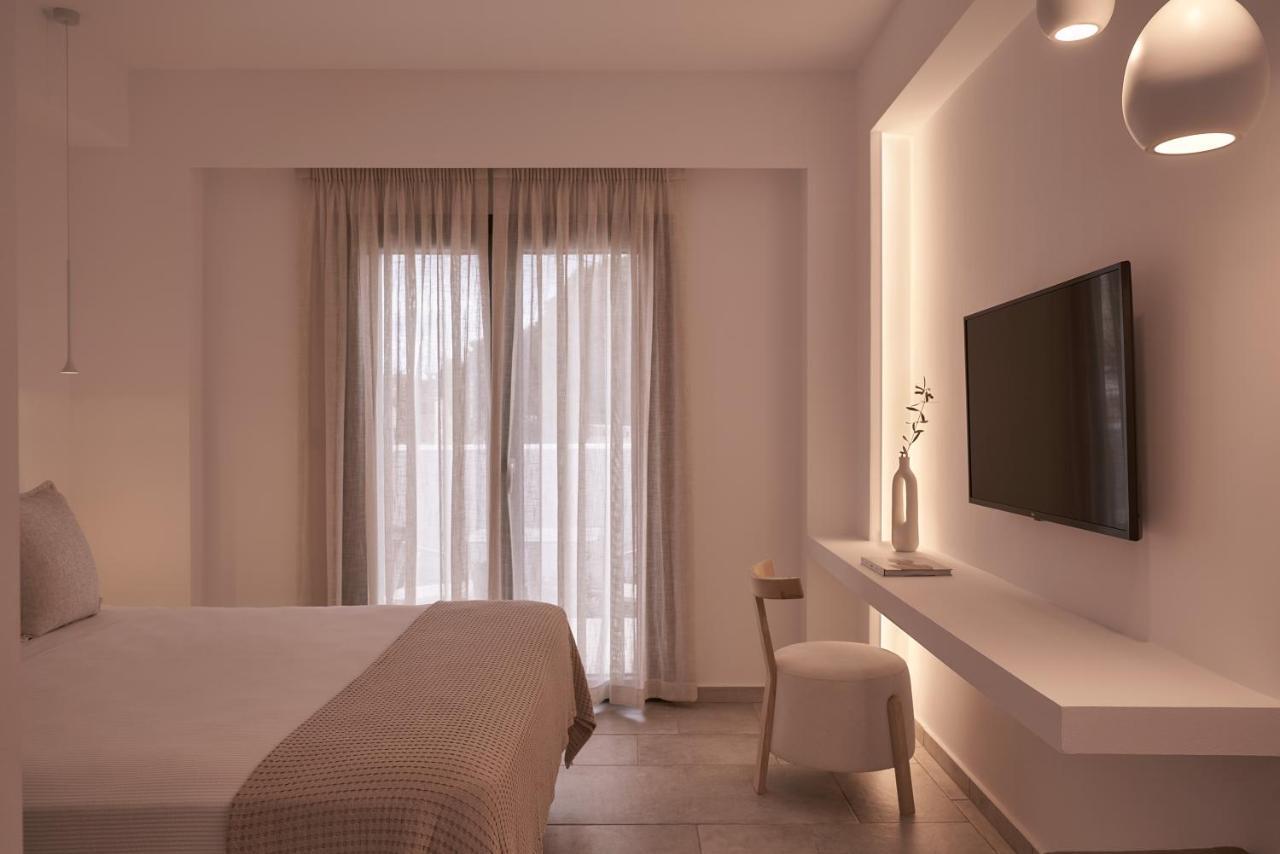 Isida Andros Hotel Áyios Pétros Bagian luar foto