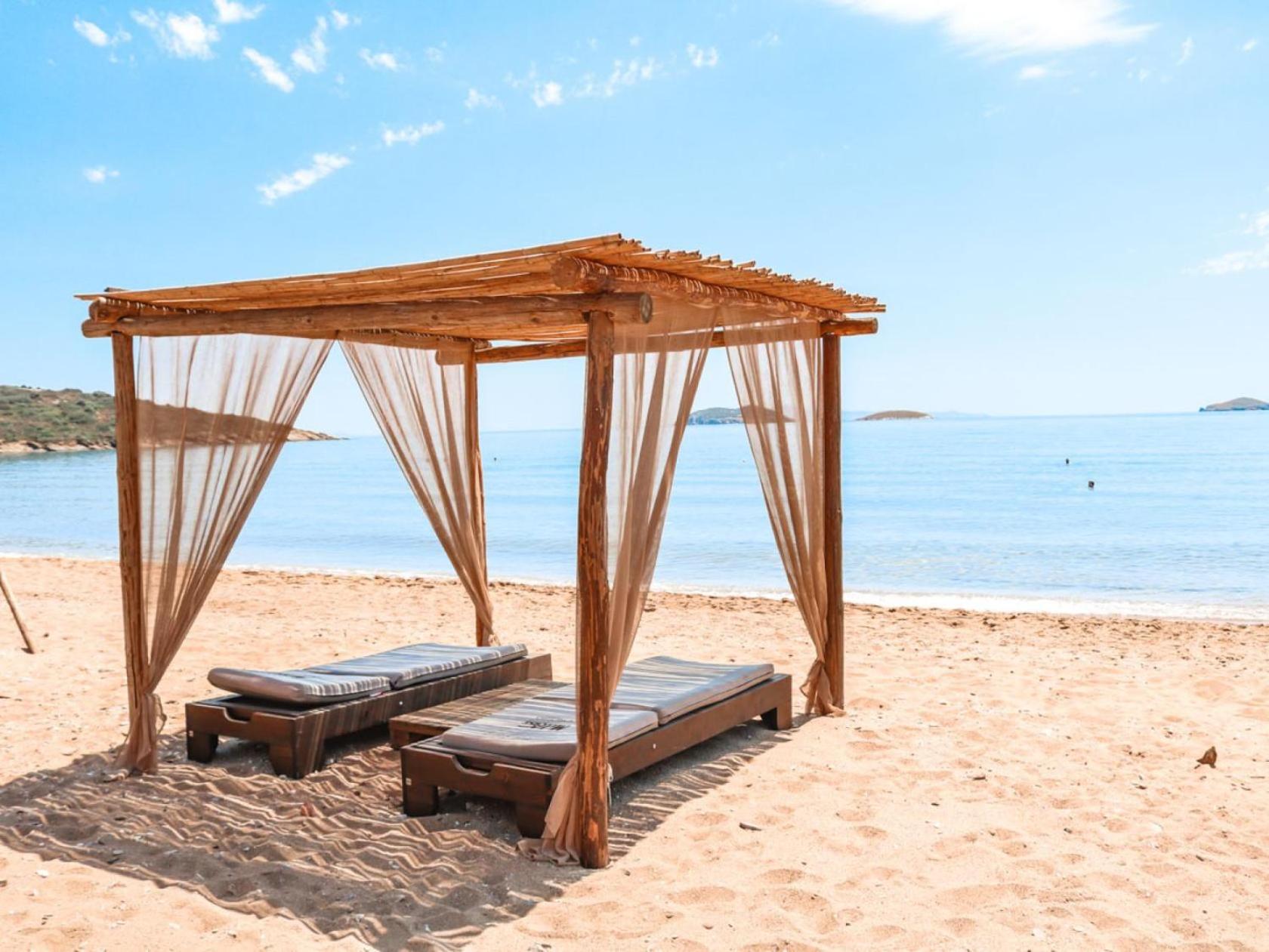 Isida Andros Hotel Áyios Pétros Bagian luar foto